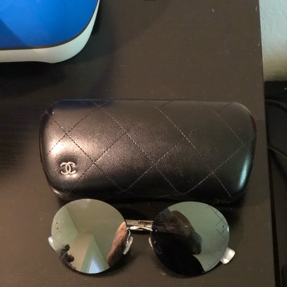 Authentic CHANEL quilted sunglasses